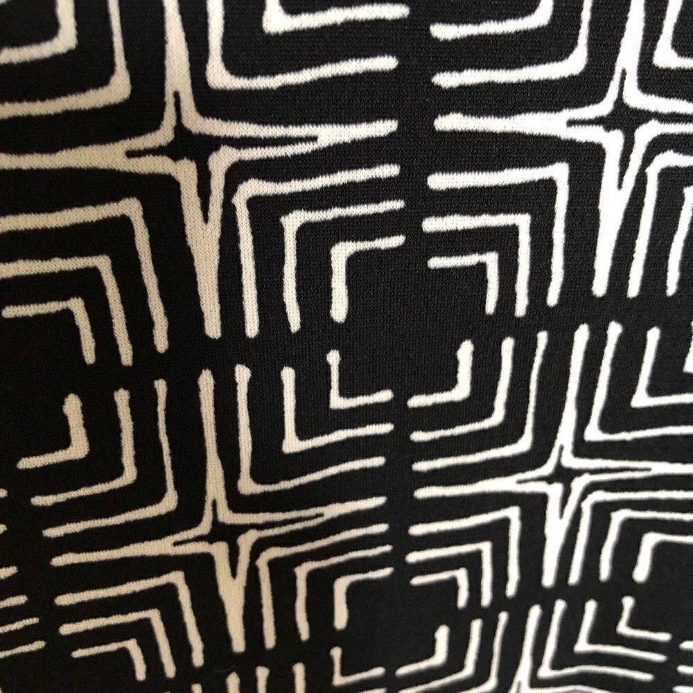 Axcess Black/White Geometric Print Midi Dress Size Small - Picture 7 of 12